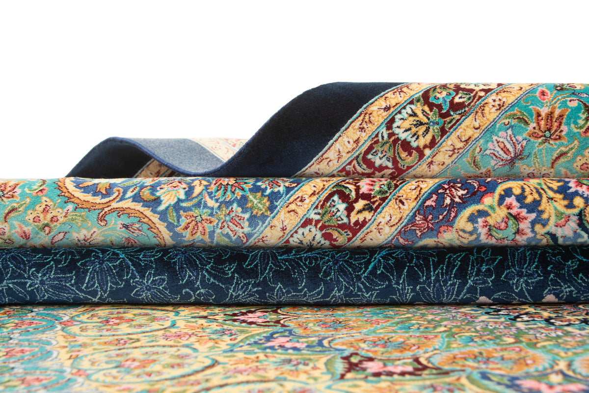 Rechteck Teppich Ghom Design in Dunkelblau von Hadorn™ - Lifestyle Image
