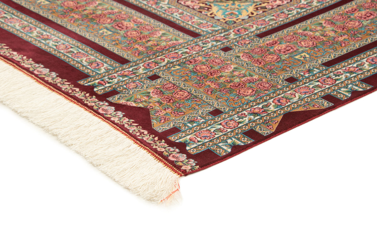 Rechteck Teppich Ghom Design in Rot von Hadorn™ - Lifestyle Image