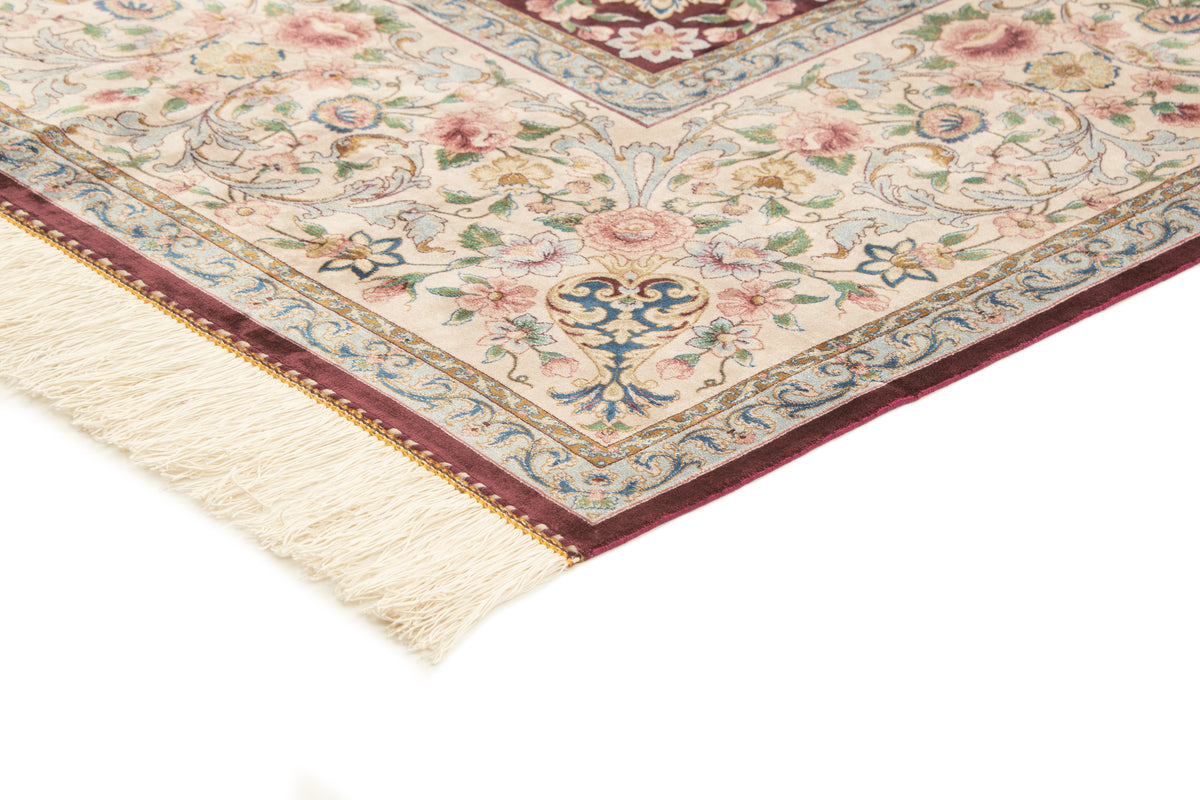 Rechteck Teppich Ghom Design in Lila von Hadorn™ - Lifestyle Image