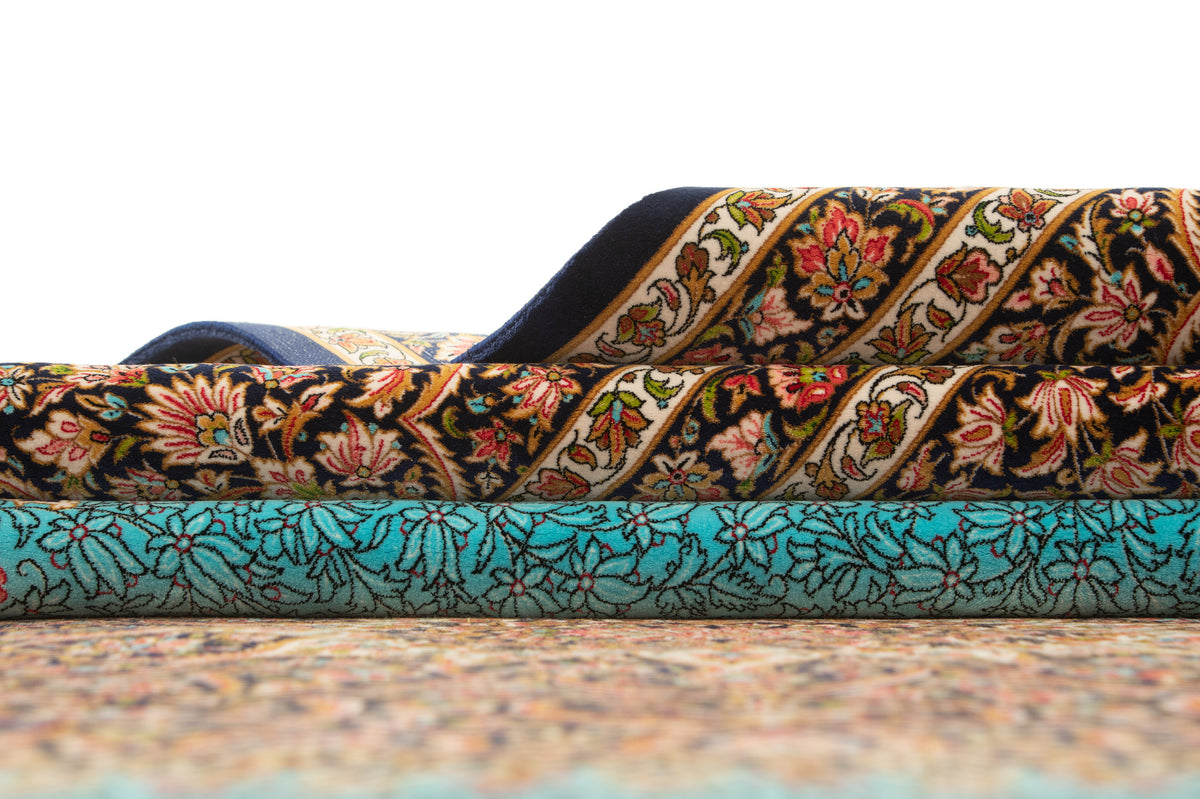 Rechteck Teppich Ghom Design in Blau von Hadorn™ - Lifestyle Image