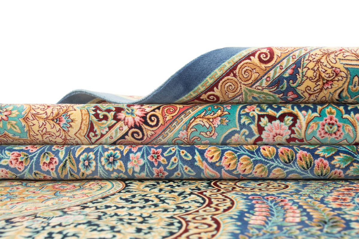 Rechteck Teppich Ghom Design in Blau von Hadorn™ - Lifestyle Image