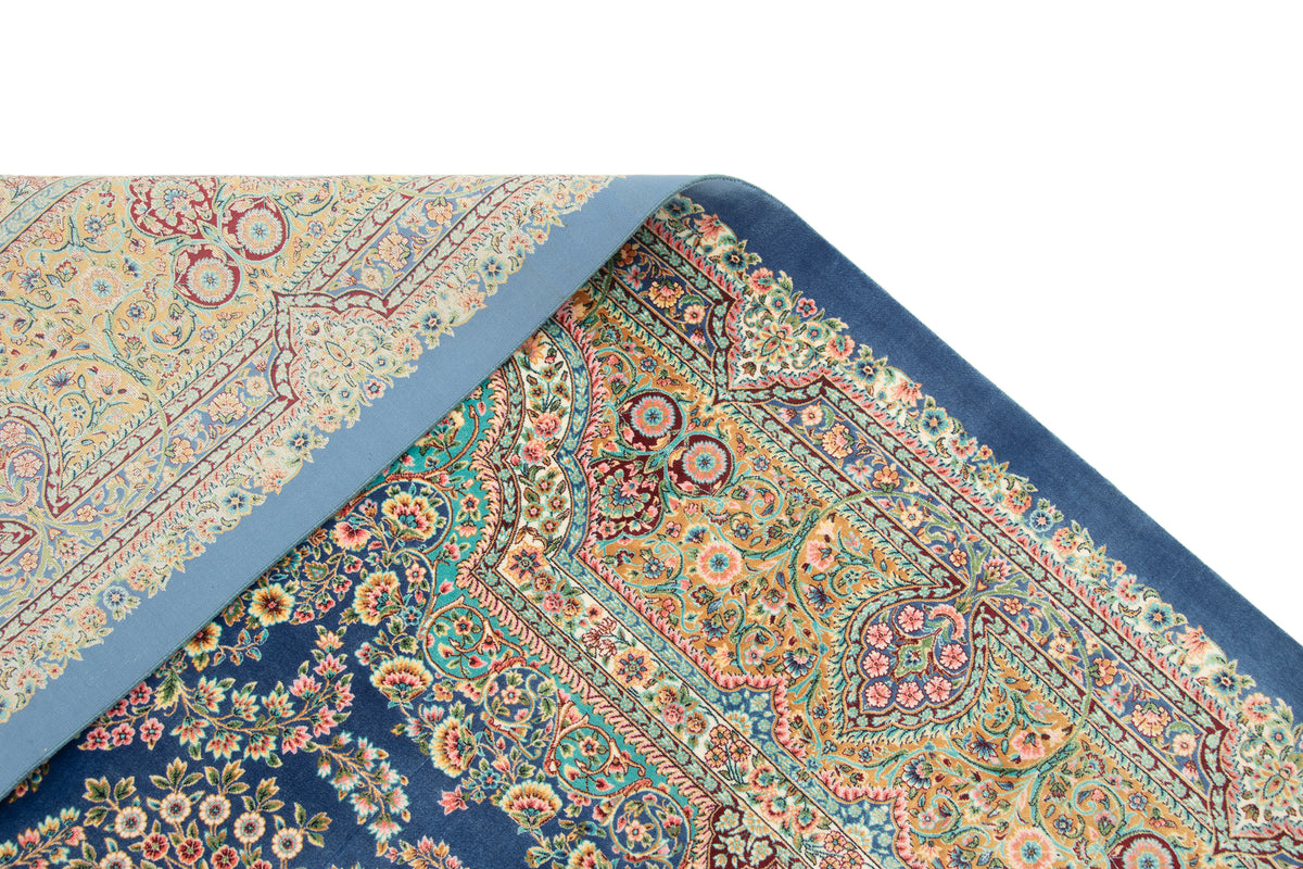 Rechteck Teppich Ghom Design in Blau von Hadorn™ - Lifestyle Image