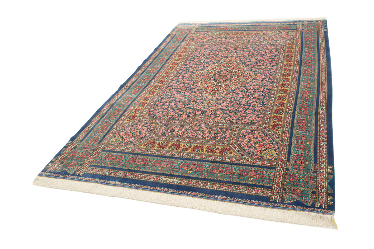 Rechteck Teppich Ghom Design in Blau von Hadorn™ - Lifestyle Image