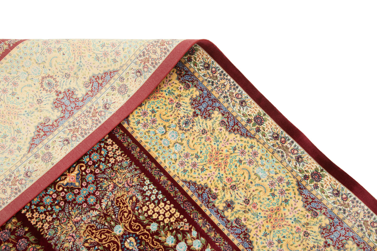 Rechteck Teppich Ghom Design in Rot von Hadorn™ - Lifestyle Image