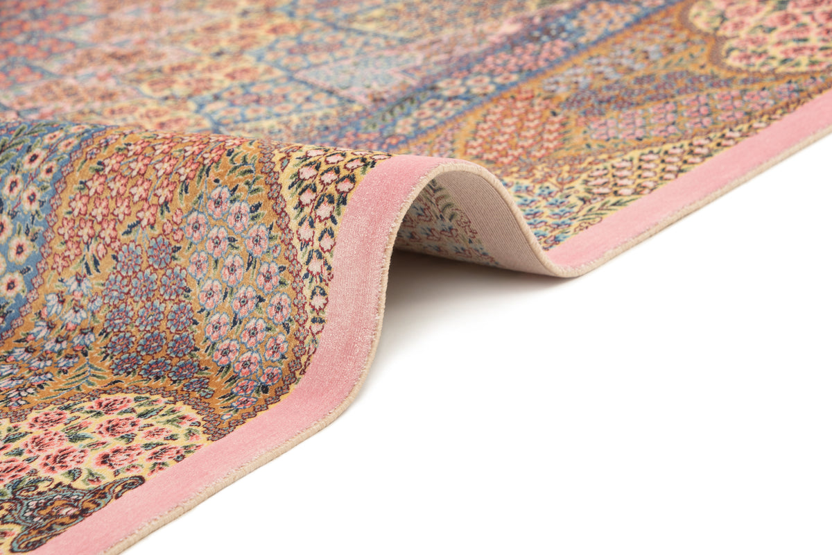 Rechteck Teppich Ghom Design in Rosa  von Hadorn™ - Lifestyle Image