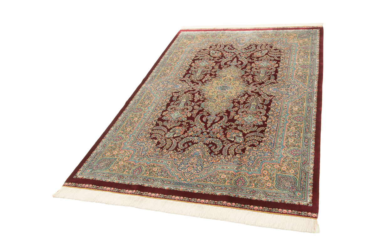 Rechteck Teppich Ghom Design in Rot von Hadorn™ - Lifestyle Image