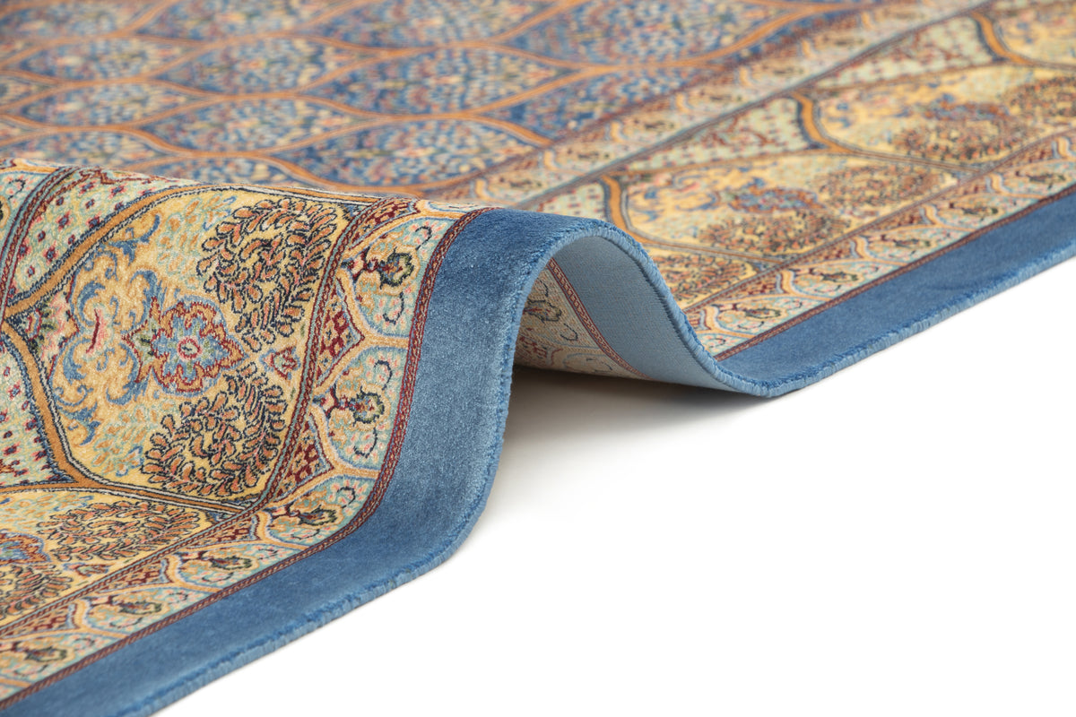 Rechteck Teppich Ghom Design in Blau von Hadorn™ - Lifestyle Image