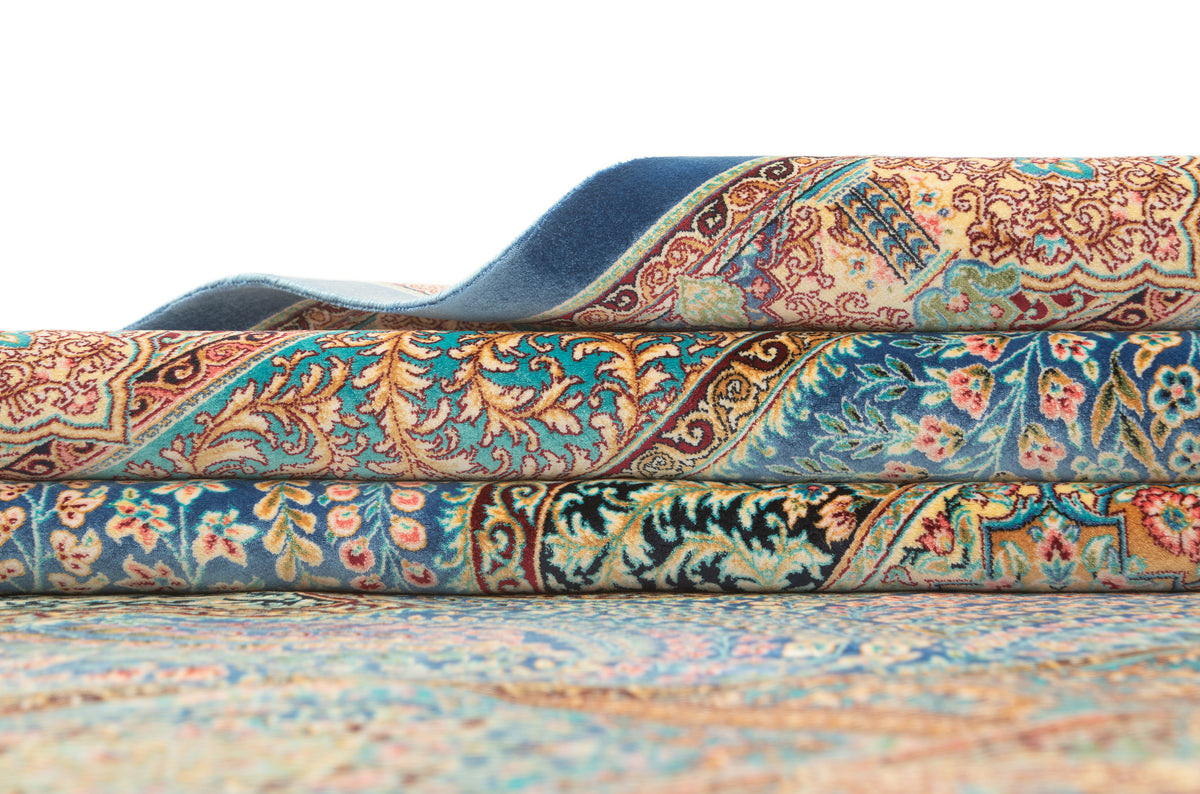 Rechteck Teppich Ghom Design in Blau von Hadorn™ - Lifestyle Image