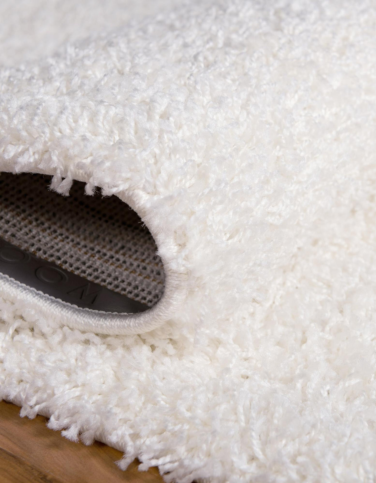 Rechteck Hochflorteppich Solid Shag in Weiss von Hadorn™ - Lifestyle Image