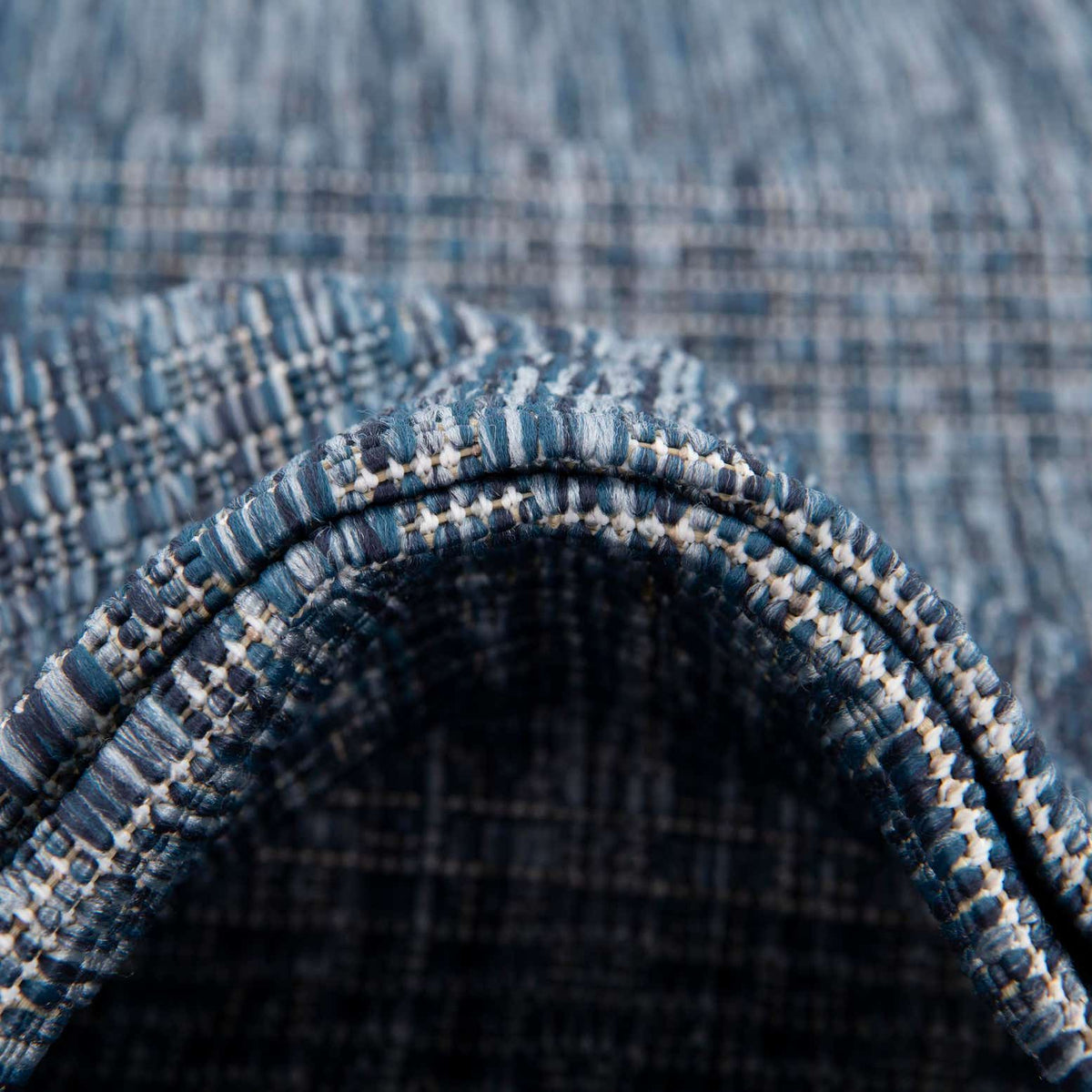 Rechteck Outdoor Teppich Tulum Outdoor in Blau von Hadorn™ - Lifestyle Image