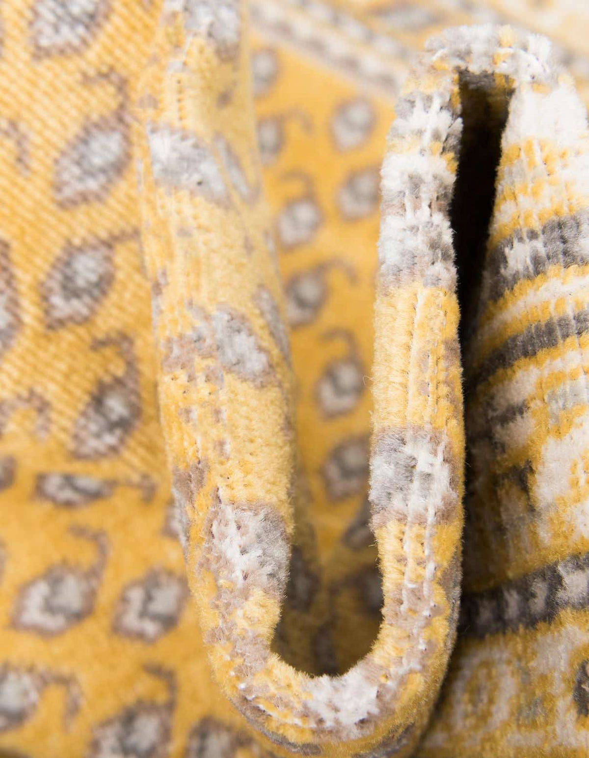 Rechteck Teppich Tribeca in Gelb von Hadorn™ - Lifestyle Image