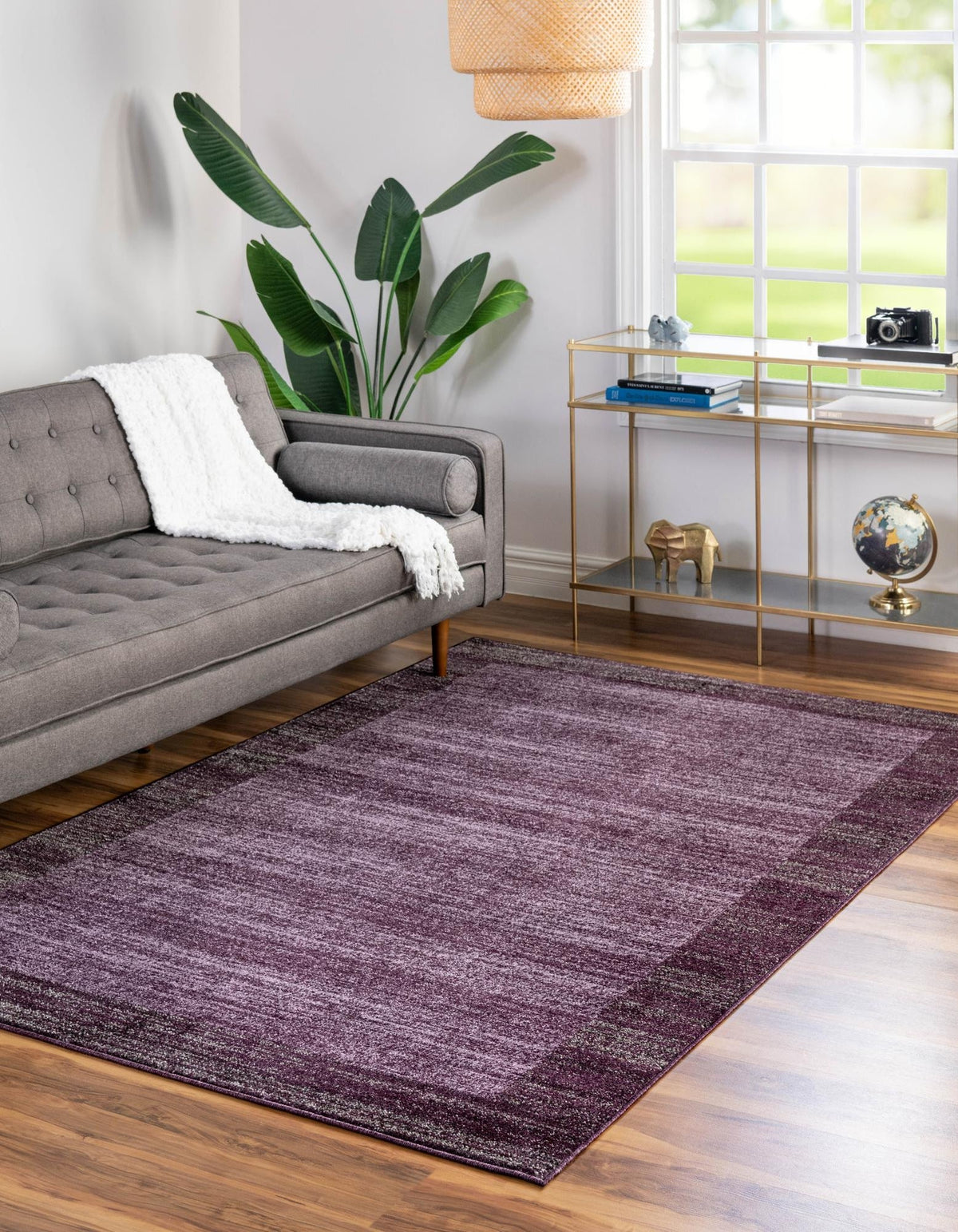 Rechteck Teppich Loft in Violett von Hadorn™ - Lifestyle Image