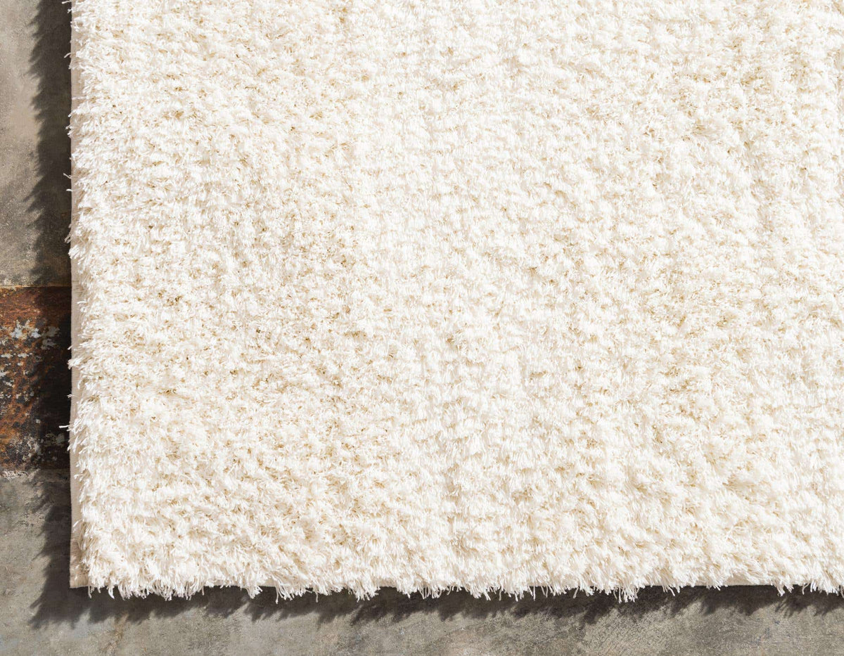 Quadratisch Teppich Luzern in Weiss von Hadorn™ - Lifestyle Image