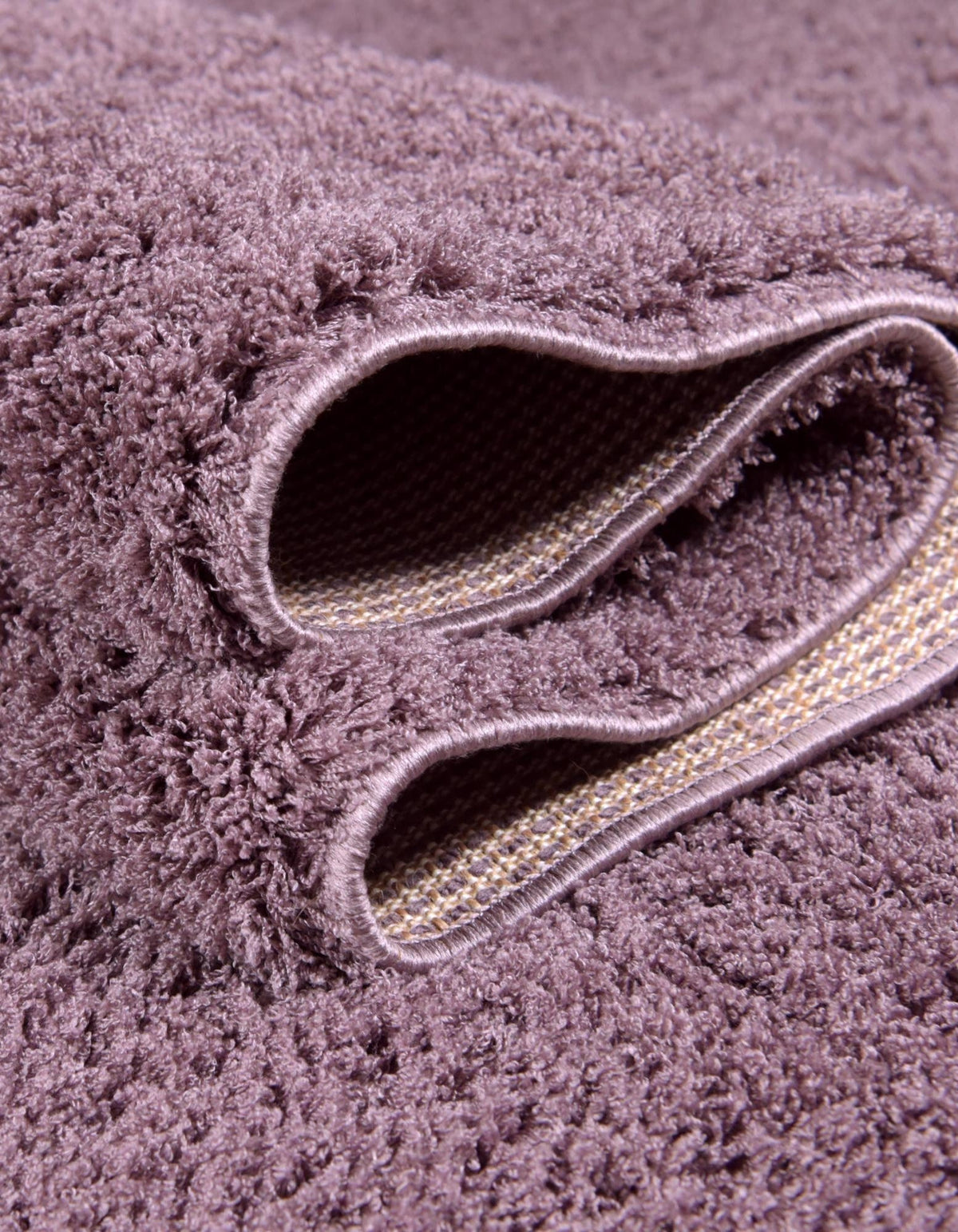 Quadratisch Teppich Luzern in Violett von Hadorn™ - Lifestyle Image