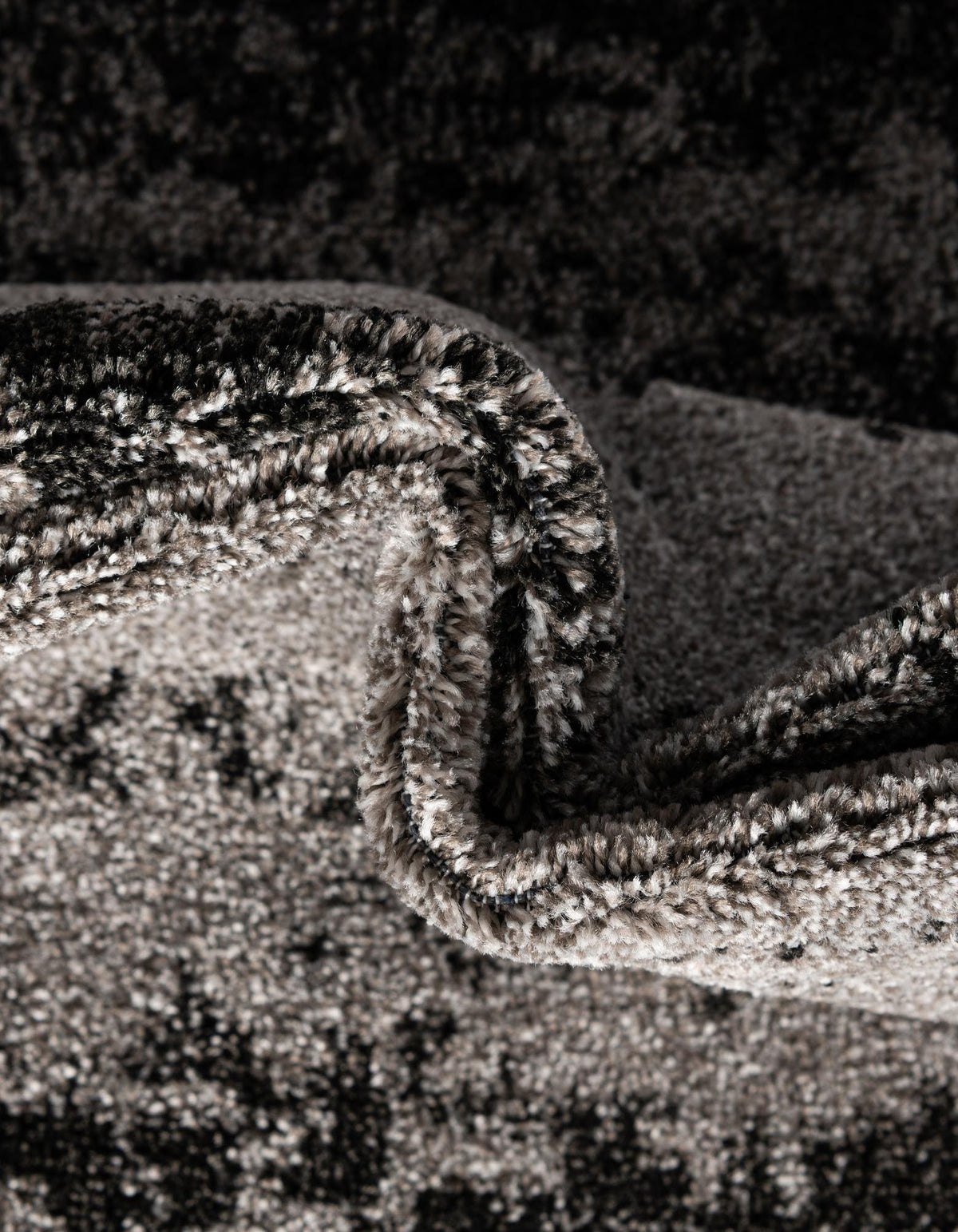 Läufer Teppich Loft in Dunkelgrau von Hadorn™ - Lifestyle Image