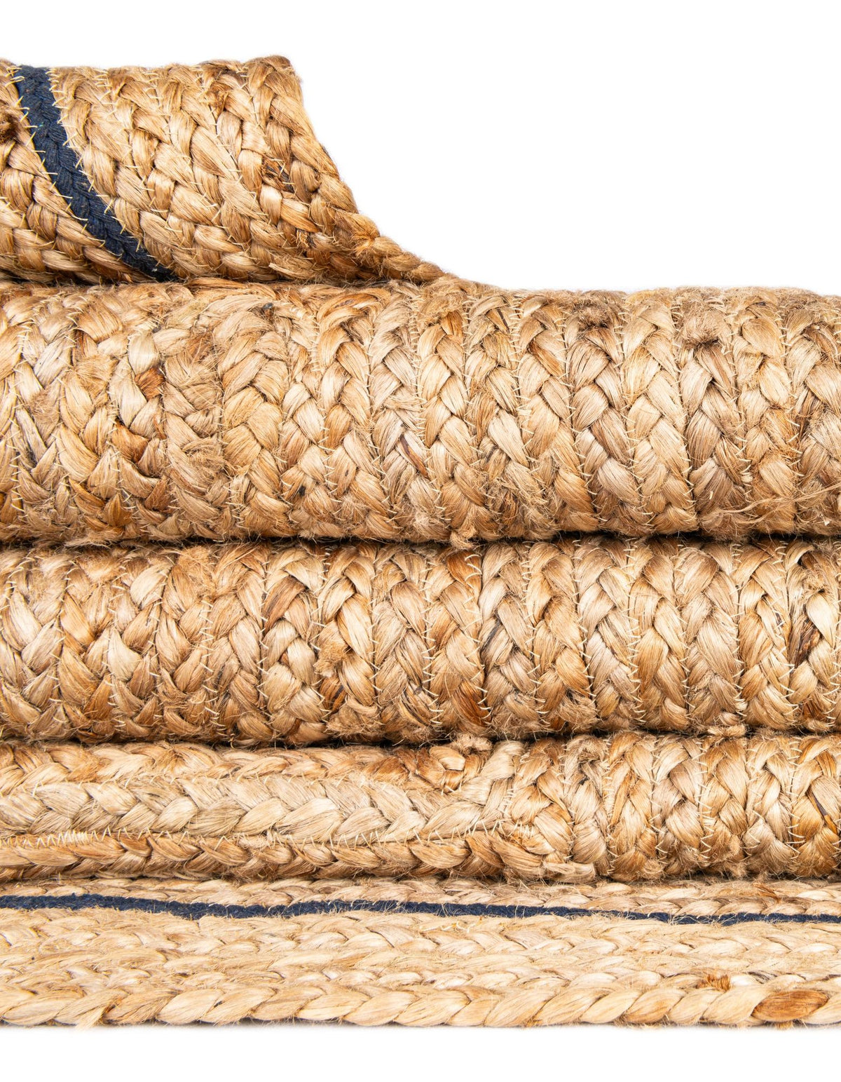 Rechteck Teppich Braided Jute in Blau von Hadorn™ - Lifestyle Image