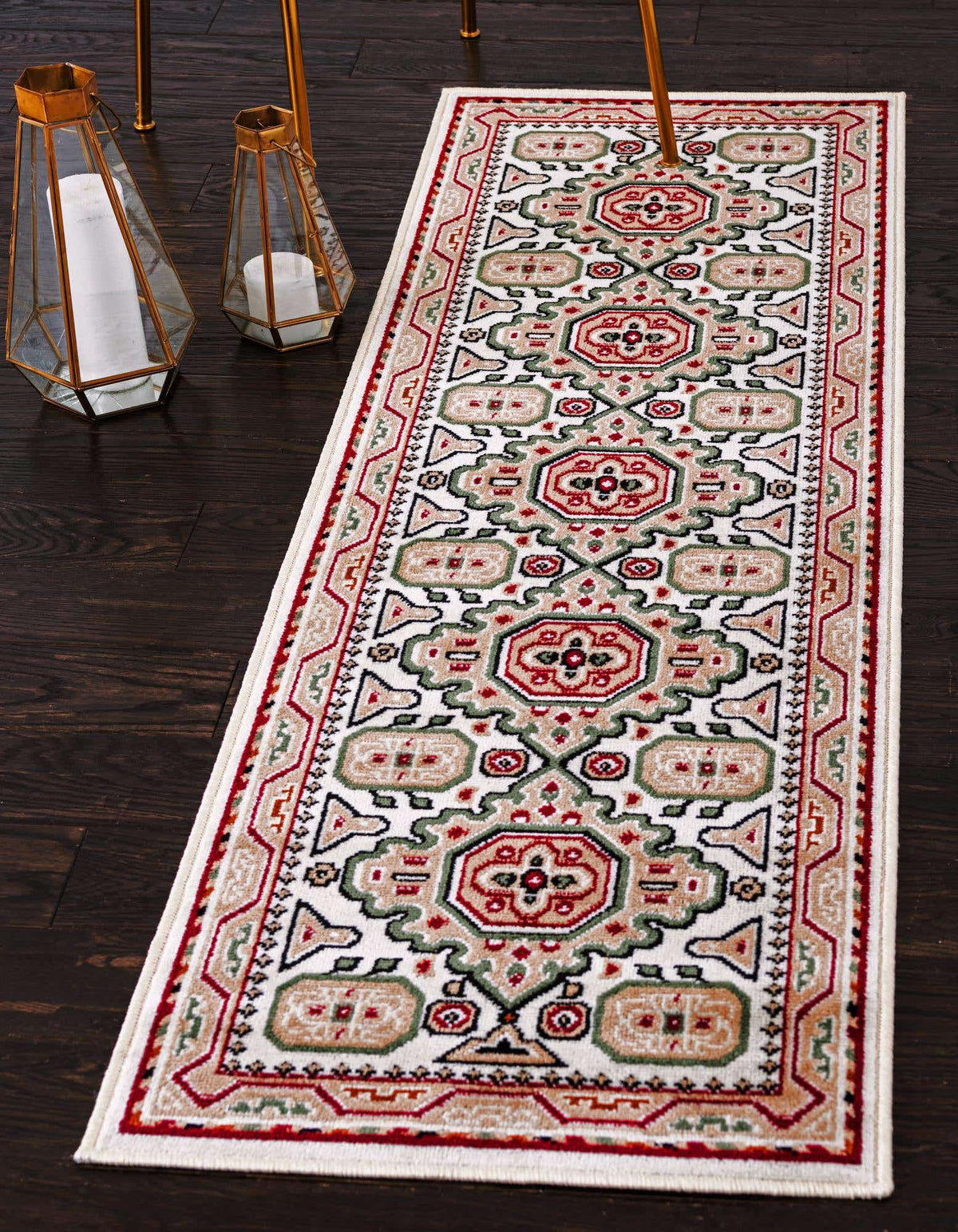 Läufer Teppich Gharajeh in Beige von Hadorn™ - Lifestyle Image