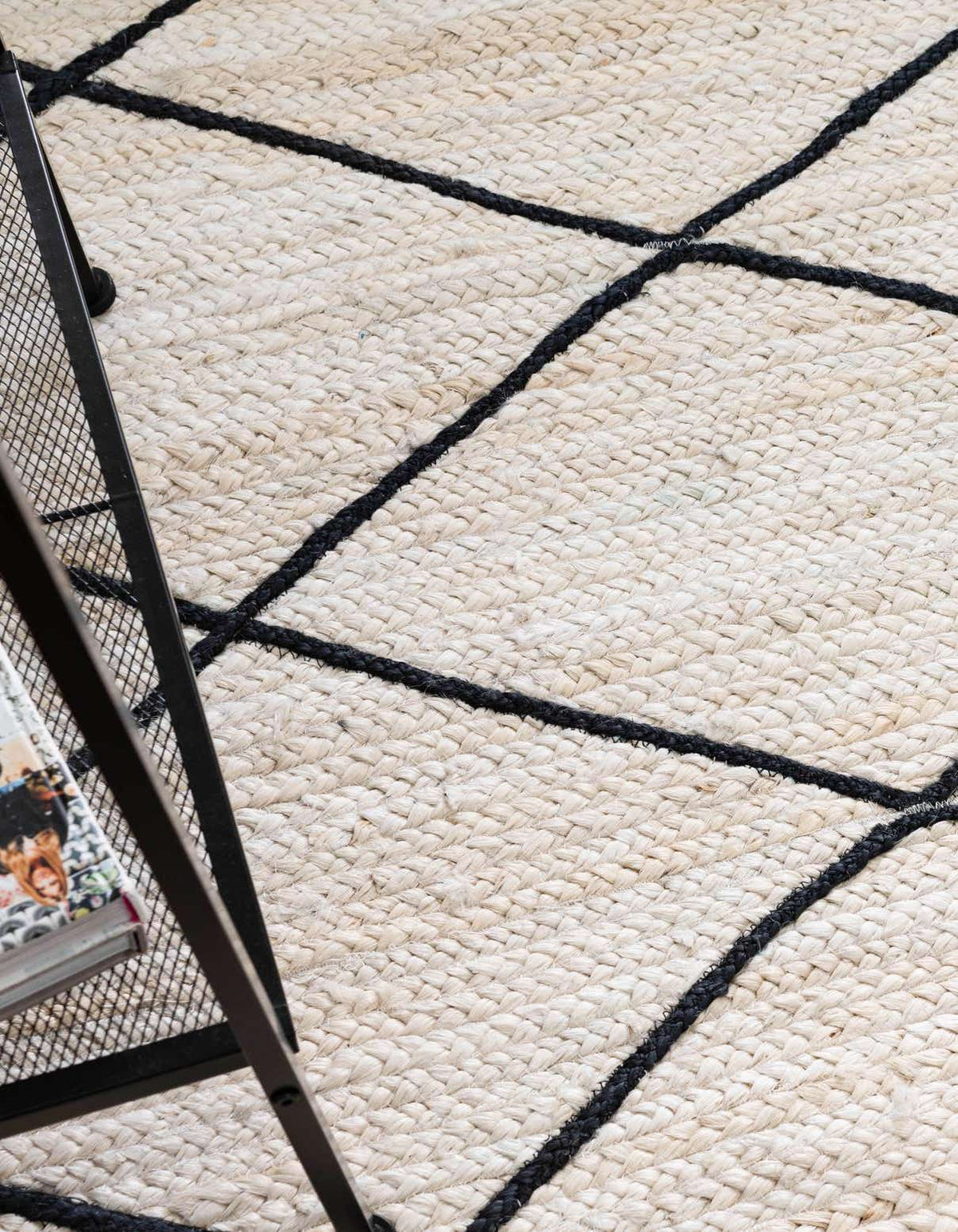 Rechteck Handgeflochten Teppich Braided Jute in Elfenbein von Hadorn™ - Lifestyle Image