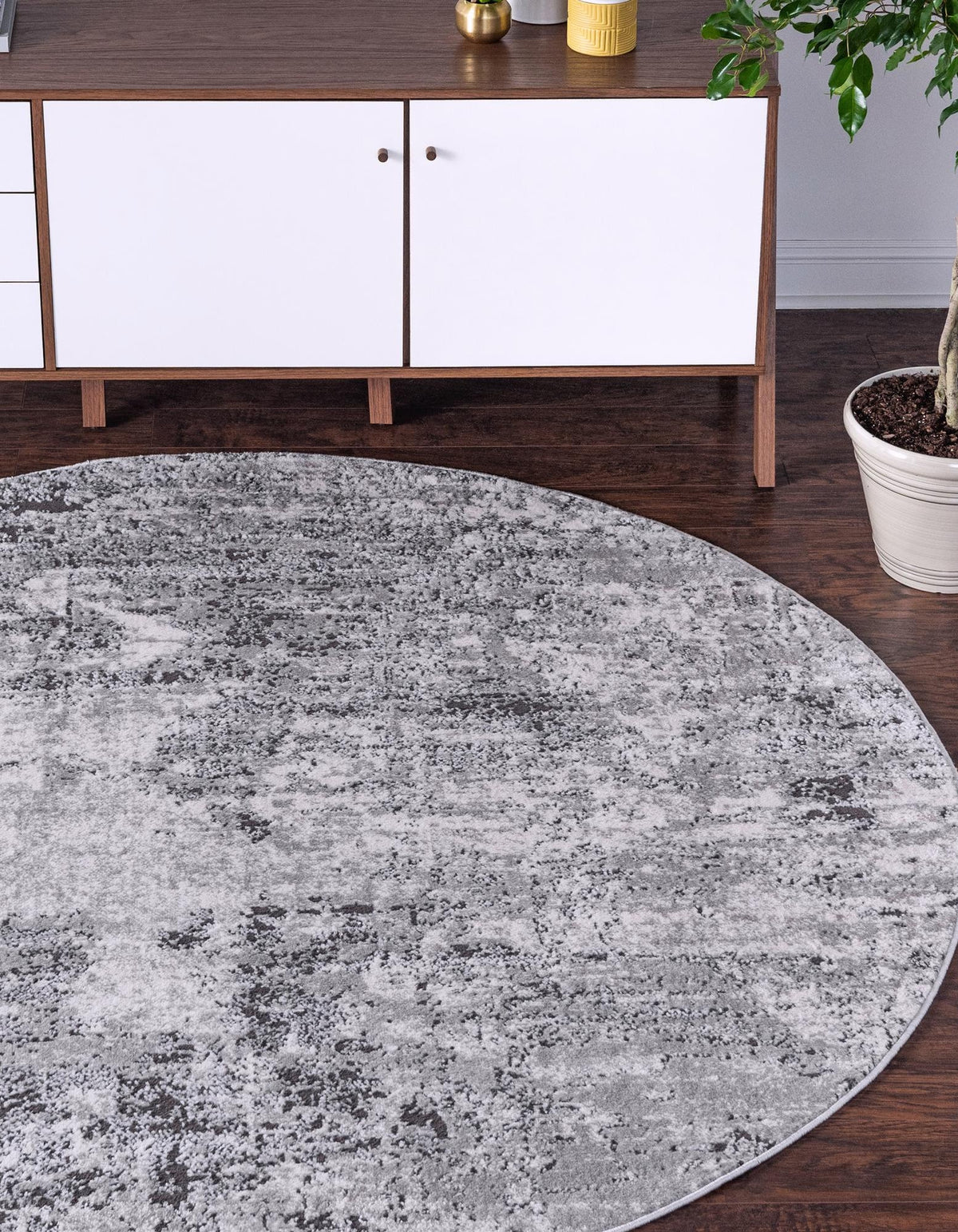 Rund Teppich Leipzig in Grau von Hadorn™ - Lifestyle Image