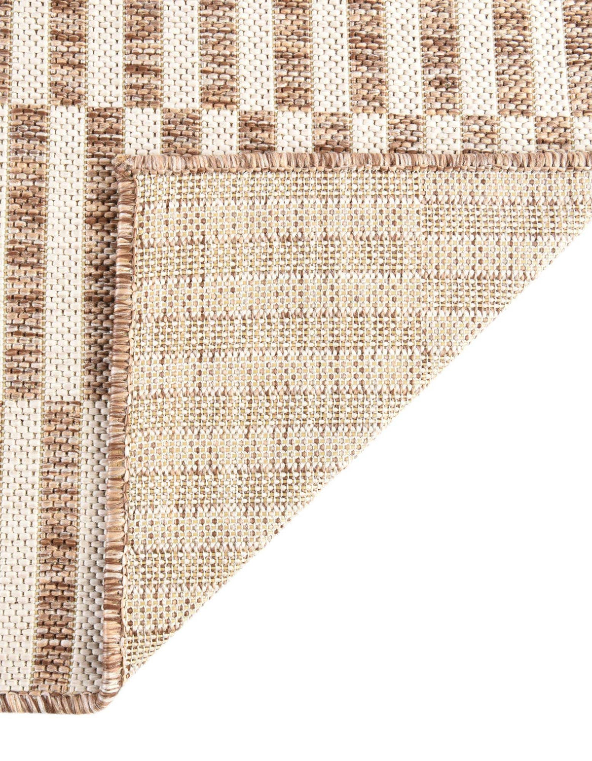 Rechteck Outdoor Teppich Tulum Outdoor Tile in Taupe von Hadorn™ - Lifestyle Image