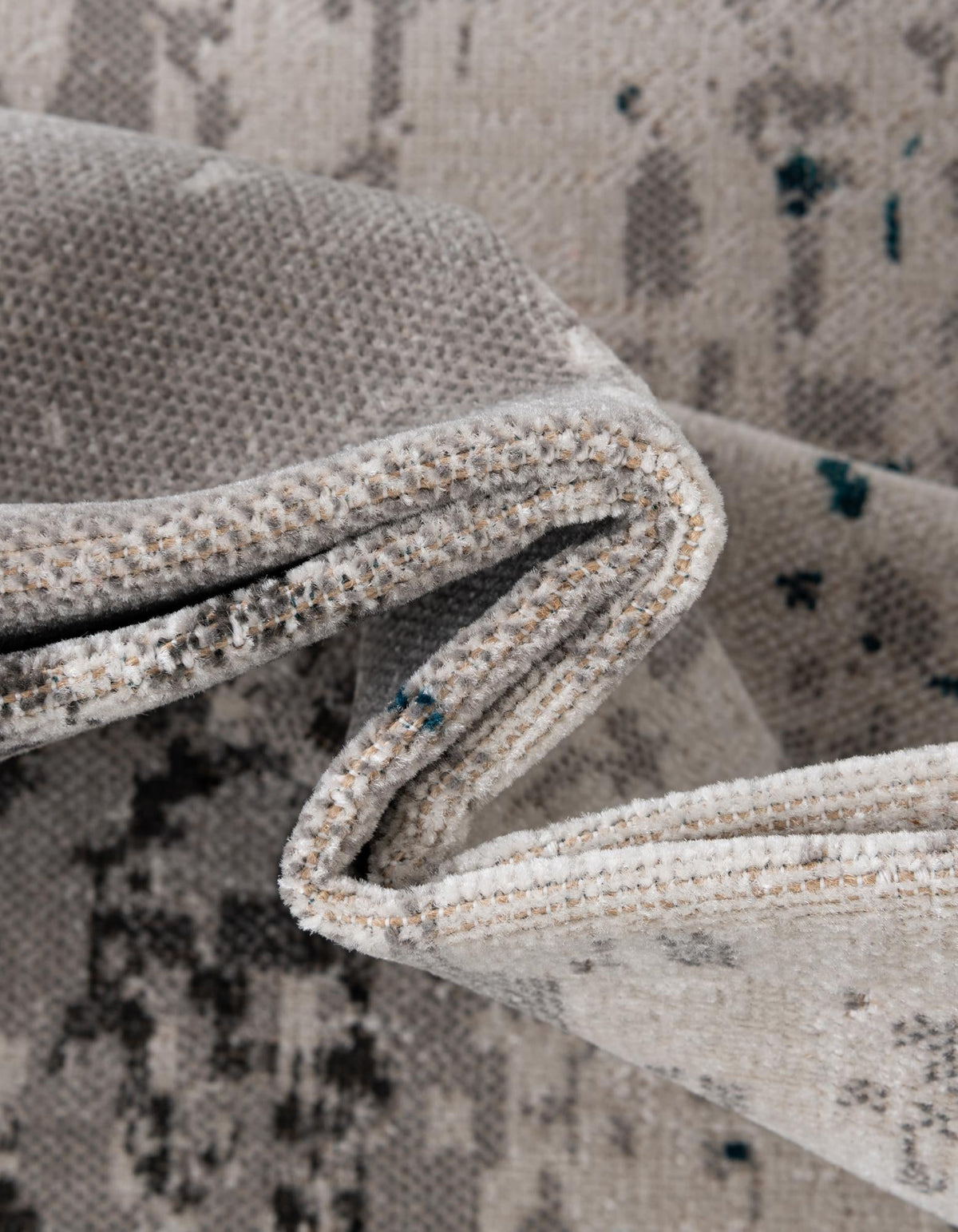 Rechteck Teppich Valencia in Grau von Hadorn™ - Lifestyle Image