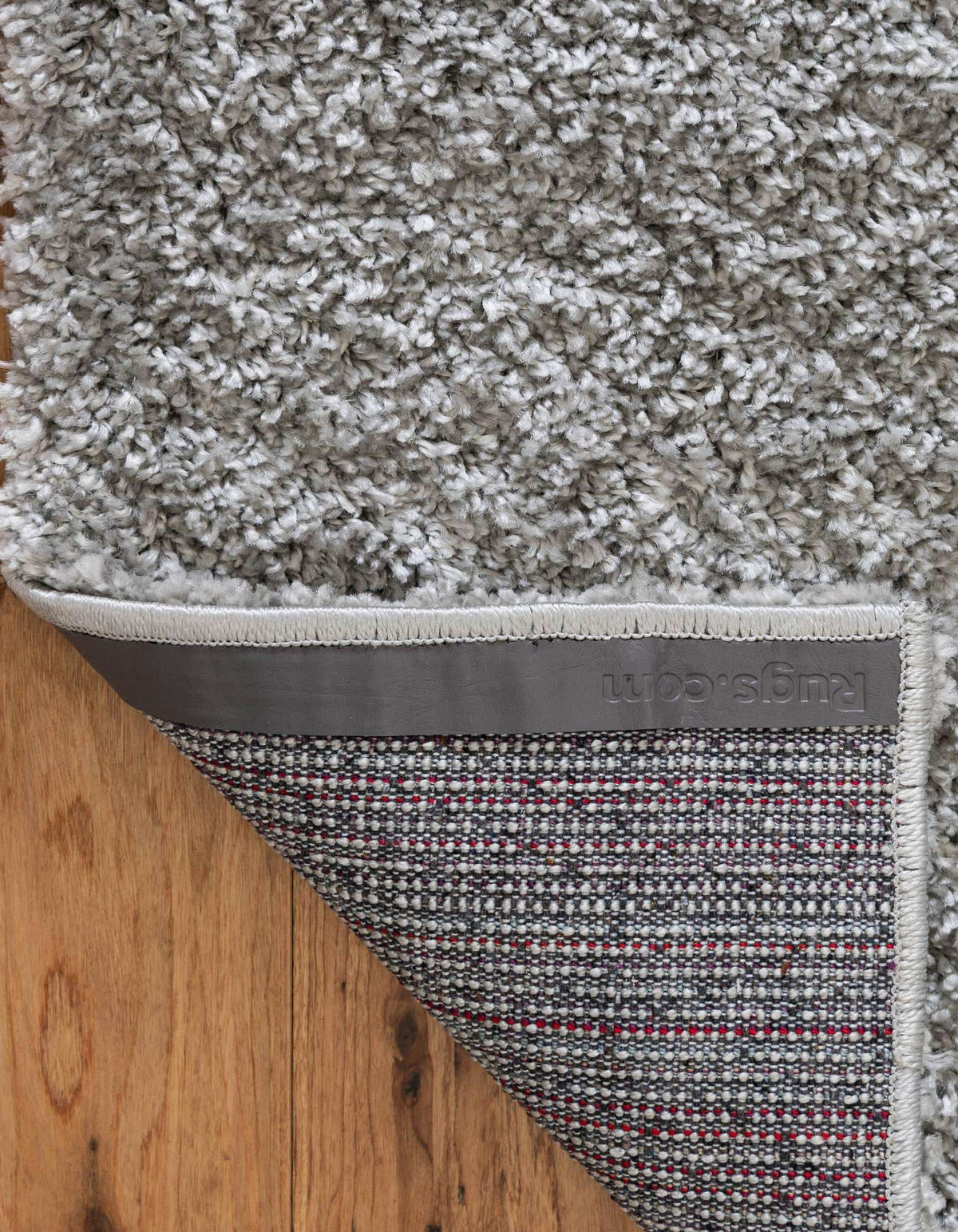 Quadratisch Hochflorteppich Soft Solid Shag in Wolkengrau von Hadorn™ - Lifestyle Image