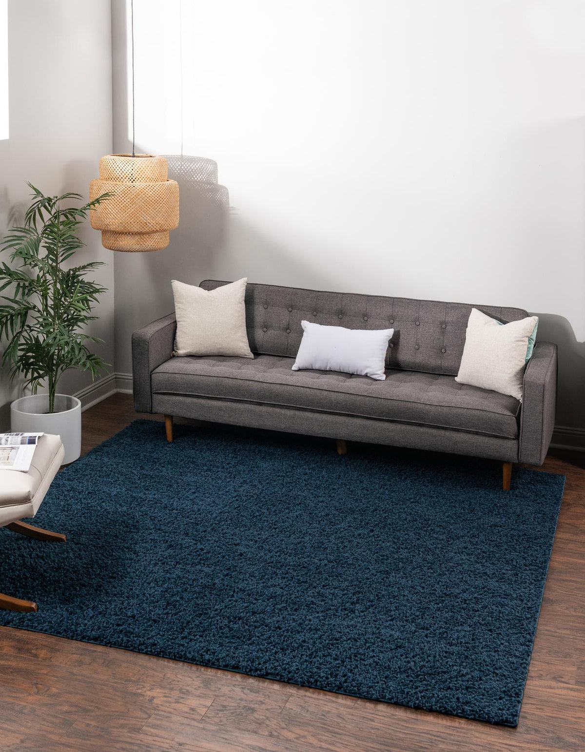 Quadratisch Hochflorteppich Solid Shag in Blau von Hadorn™ - Lifestyle Image