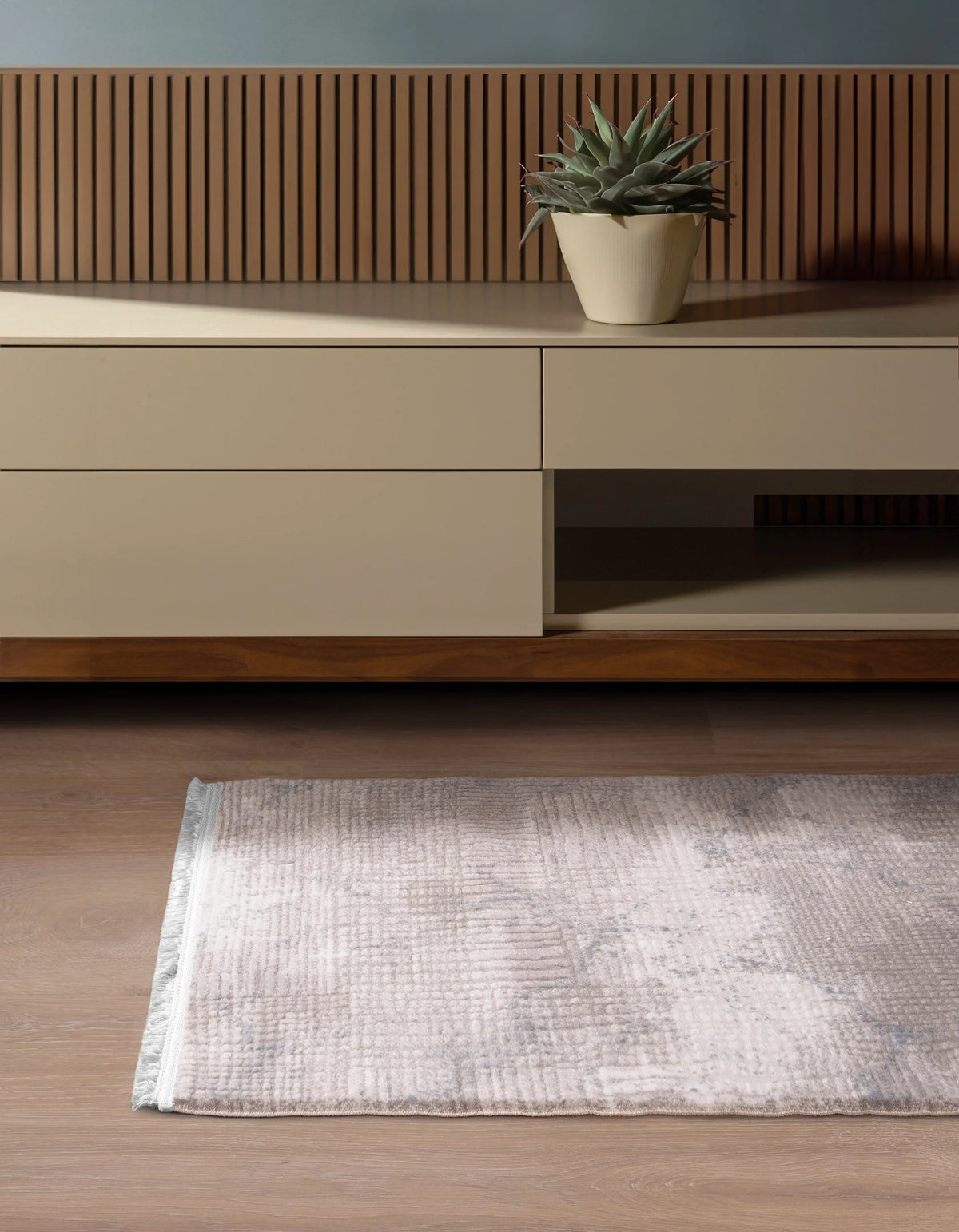 Läufer Teppich Davos Flawless in Blau von Hadorn™ - Lifestyle Image
