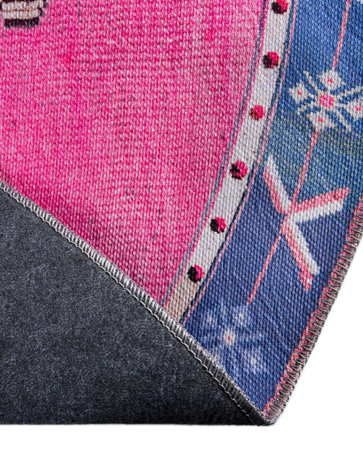Rund Teppich Timeless in Fuchsie von Hadorn™ - Lifestyle Image