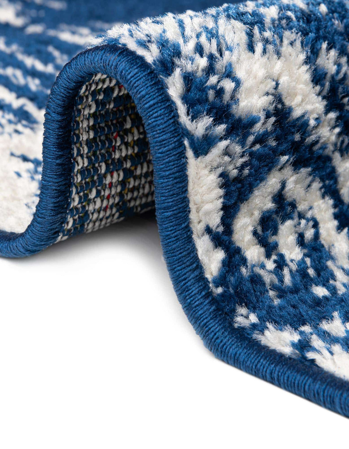 Rechteck Teppich Lennon in Marineblau von Hadorn™ - Lifestyle Image