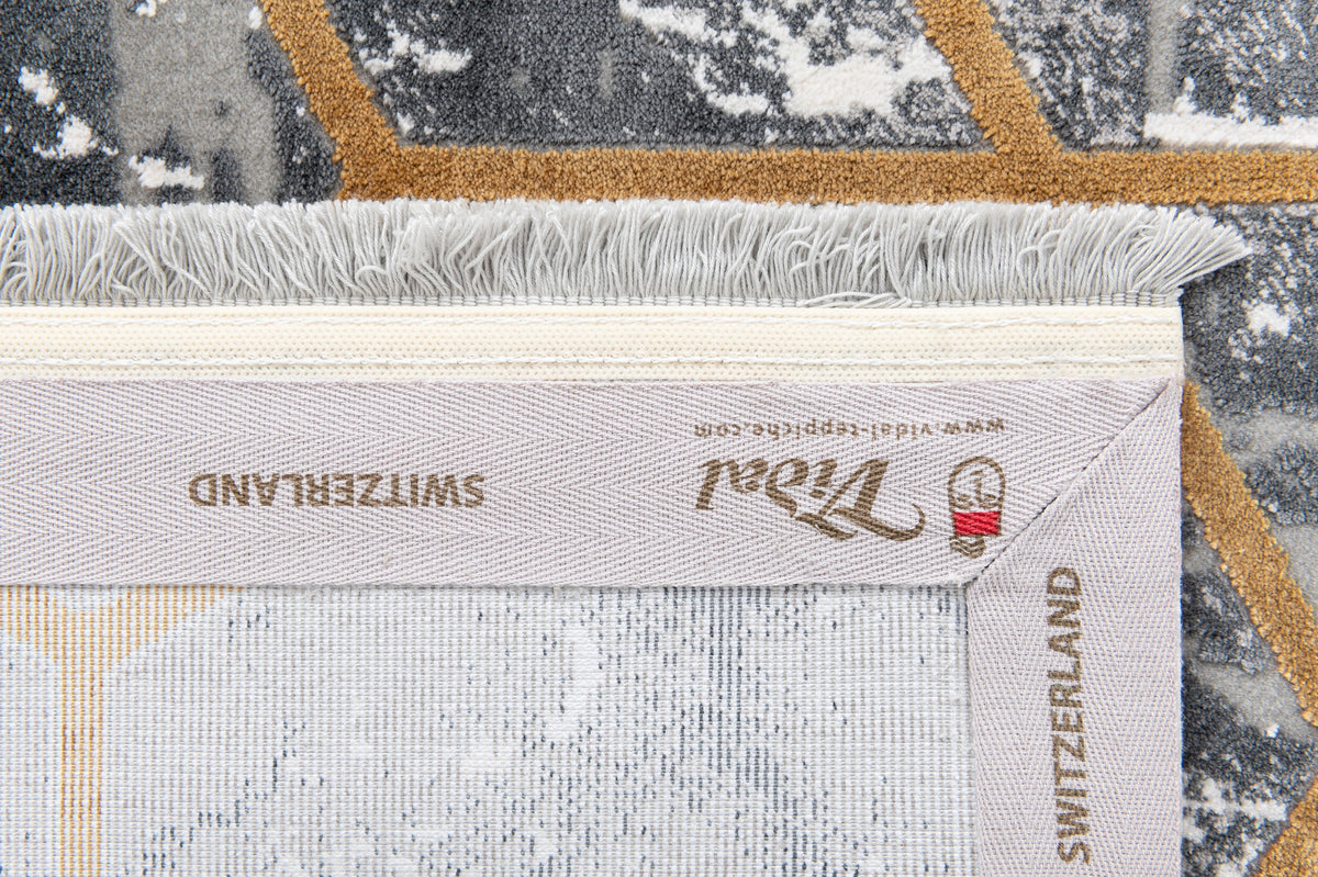 Rechteck Luxus Teppich Montreux in Dunkelgrau von Hadorn™ - Lifestyle Image