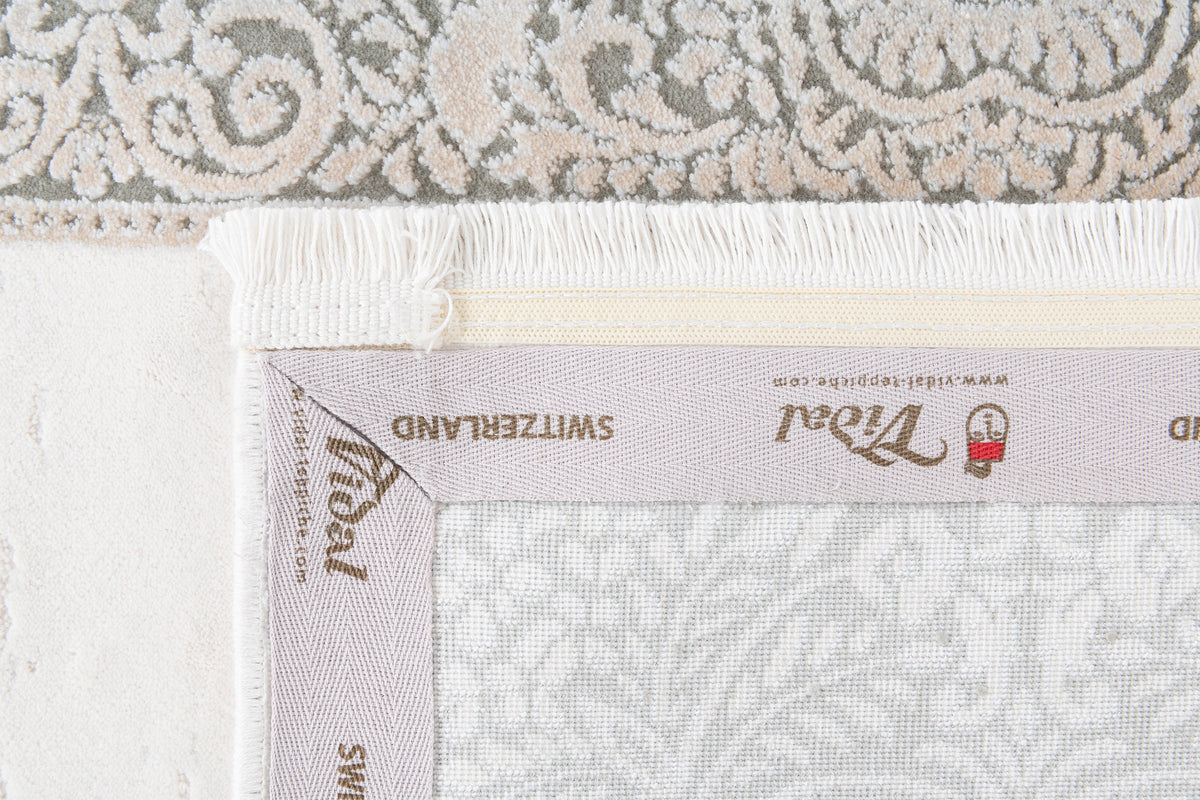 Rechteck Luxus Teppich Lausanne in Beige von Hadorn™ - Lifestyle Image