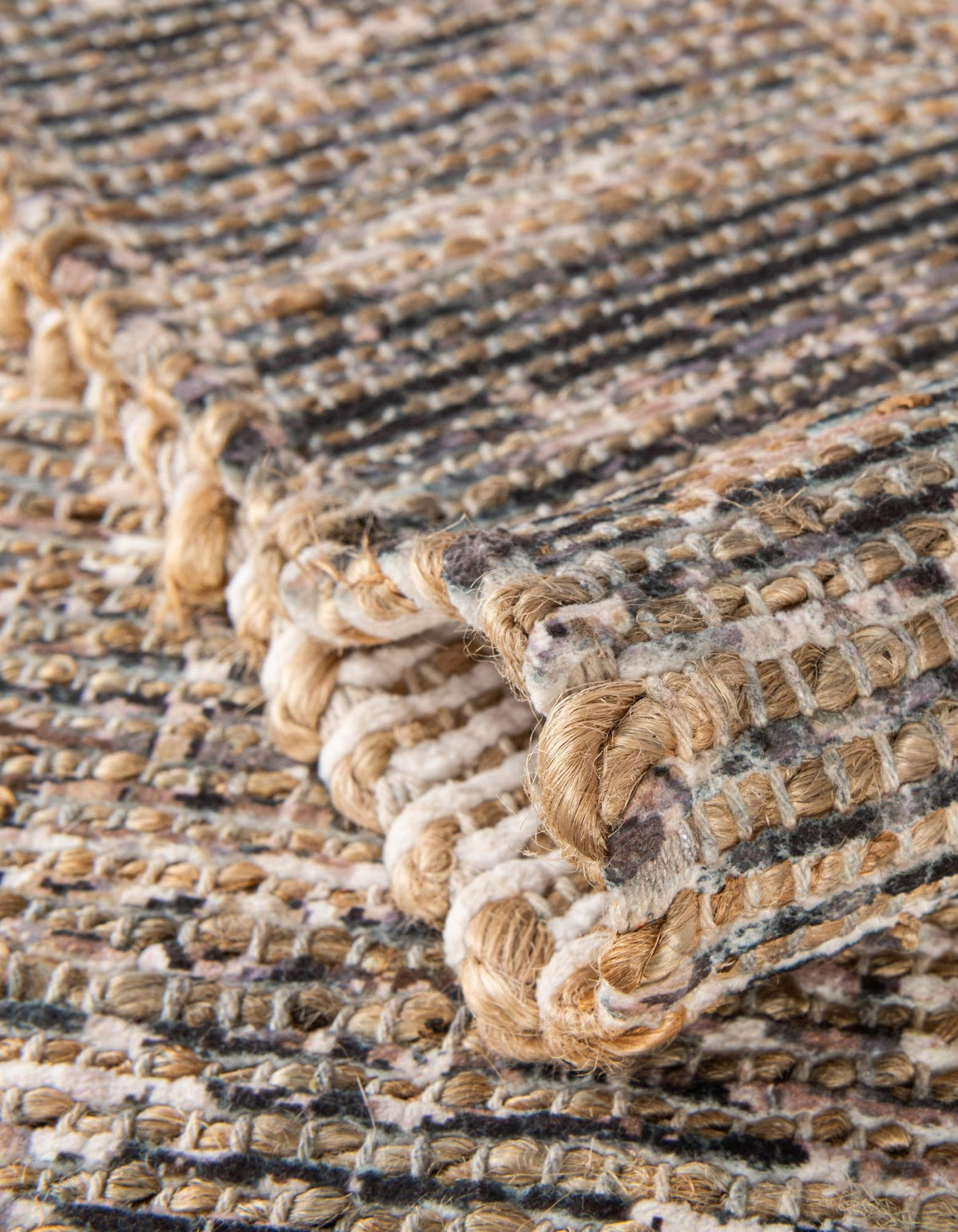 Kunstfaser Teppich Chenille Jute in Natürlich von Hadorn™ - Lifestyle Image