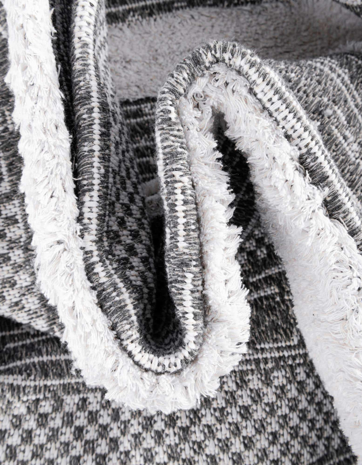 Läufer Teppich Abbey in Grau von Hadorn™ - Lifestyle Image