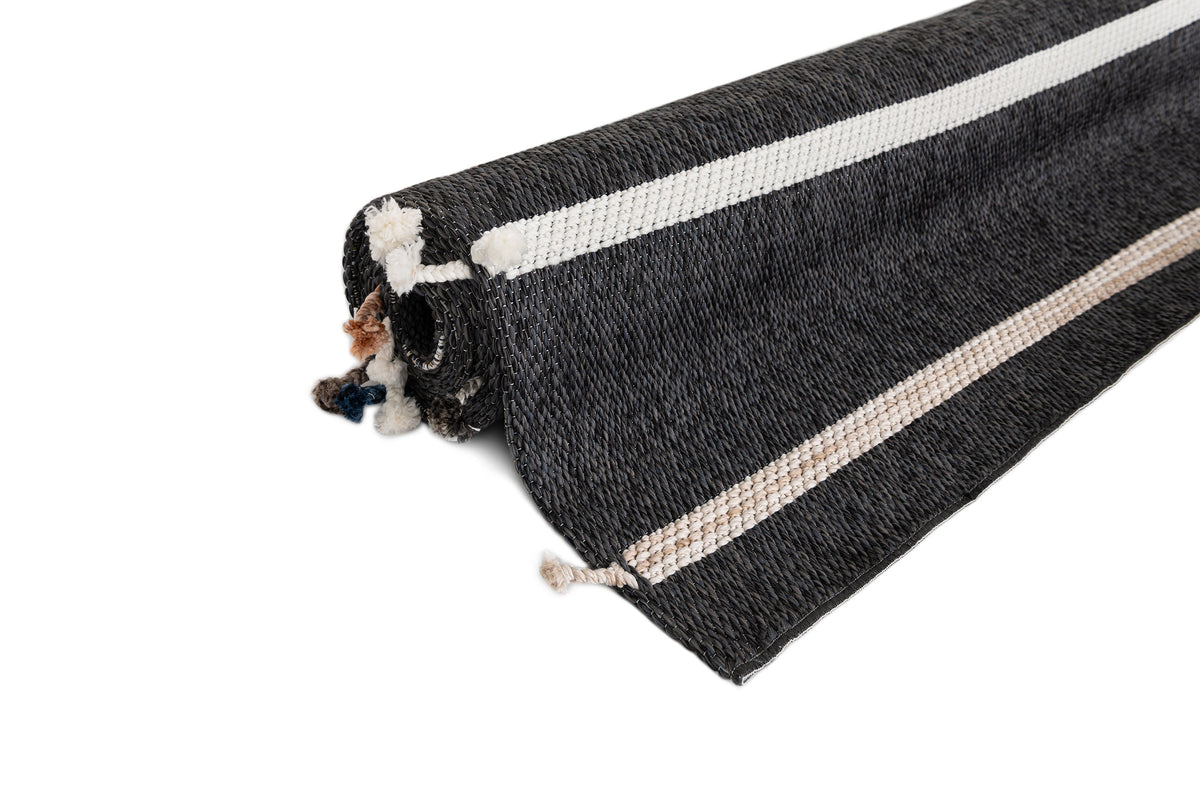 Rechteck Teppich Juniper Boho in Anthrazit von Hadorn™ - Lifestyle Image