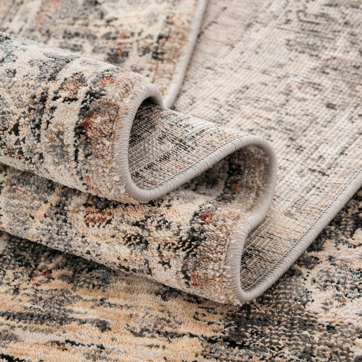 Oval Teppich Zora Modern in Creme von Hadorn™ - Lifestyle Image