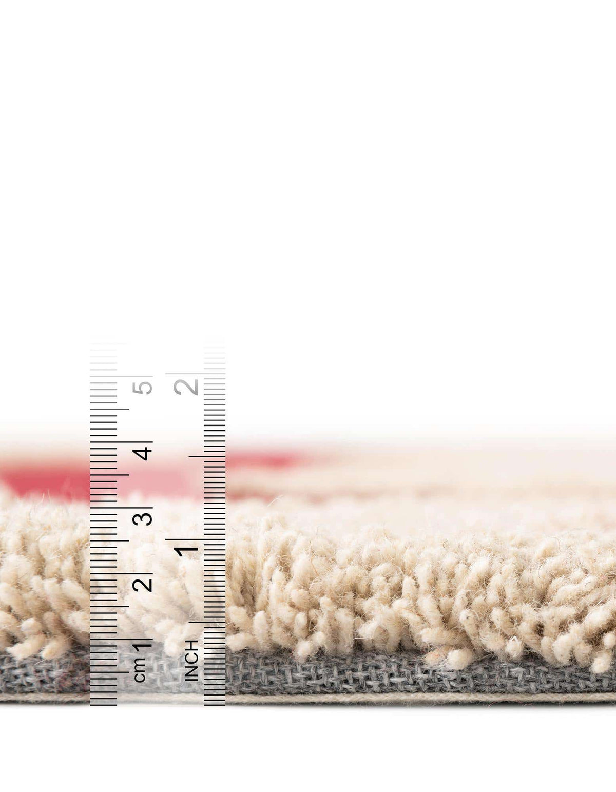 Quadratisch Teppich AI Handgetuftet in Rot und Elfenbein von Hadorn™ - Lifestyle Image