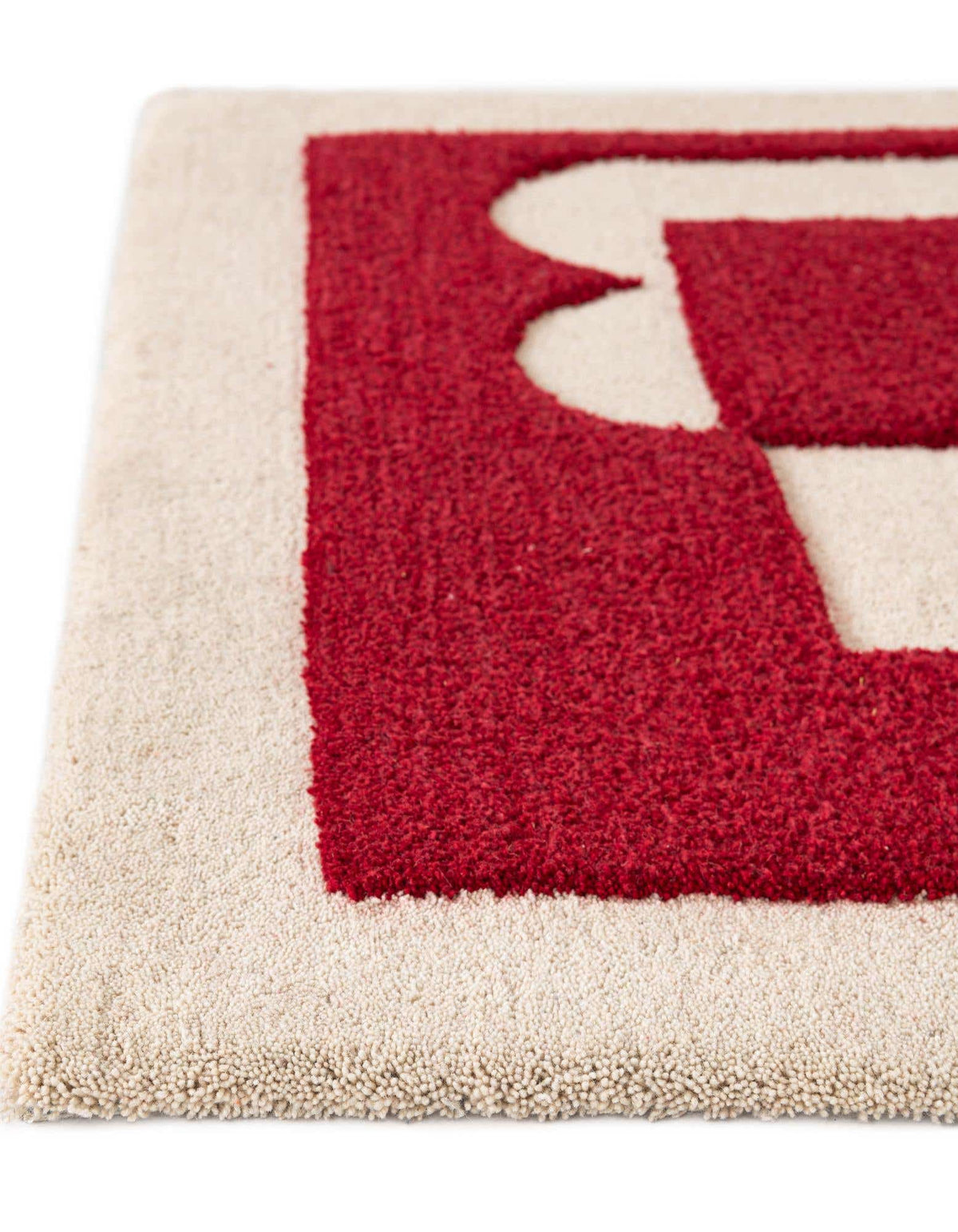 Rechteck Teppich AI Handgetuftet in Elfenbein und Rot von Hadorn™ - Lifestyle Image