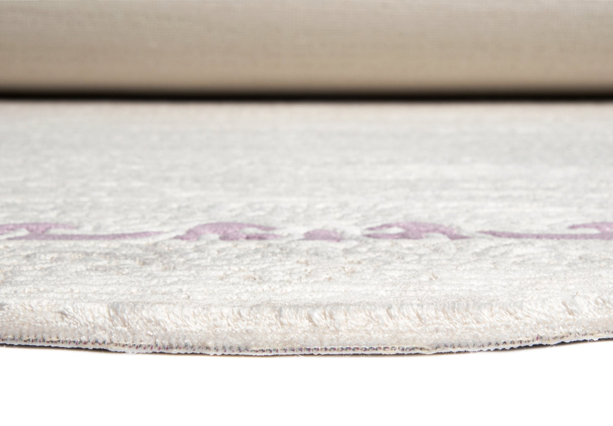 Rund Teppich Royal Frame in Creme von Hadorn™ - Lifestyle Image