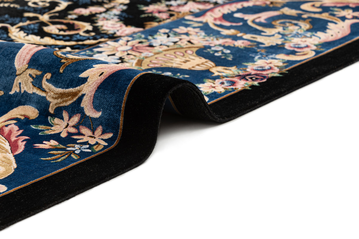 Rechteck Teppich Ghom Design in Schwarz von Hadorn™ - Lifestyle Image