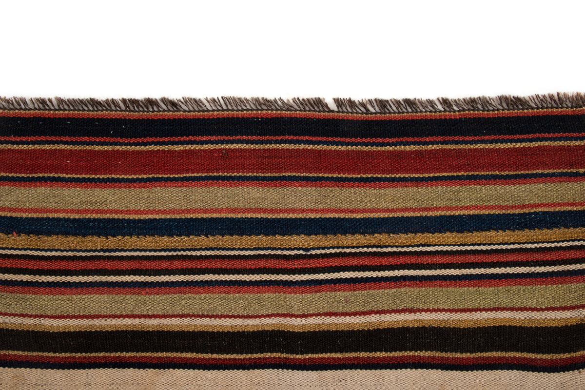 Wolle Persien Teppich Kurdi-Kelim alt in Mehrfarbig von Hadorn™ - Lifestyle Image