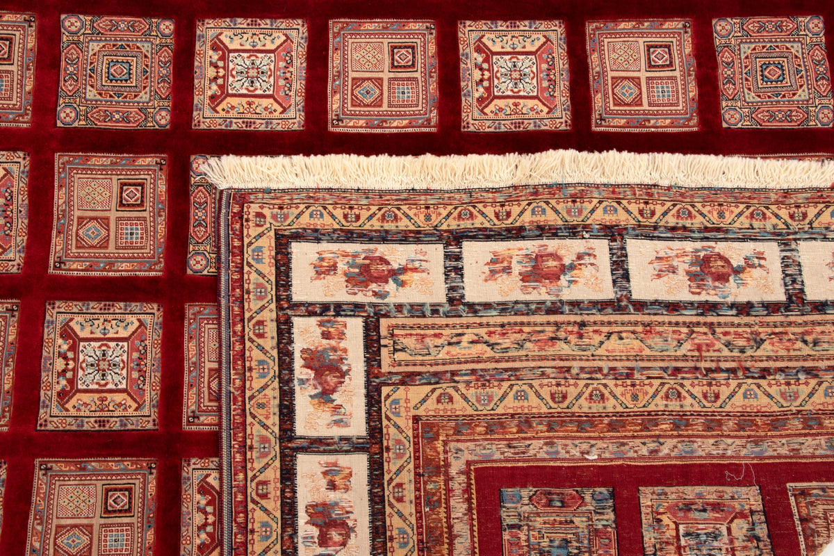 Wolle Persien Teppich Soumak Kelim in Rot von Hadorn™ - Lifestyle Image