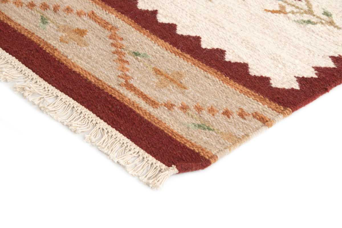 Rechteck Handgeflochten Teppich Kelim in Creme von Hadorn™ - Lifestyle Image