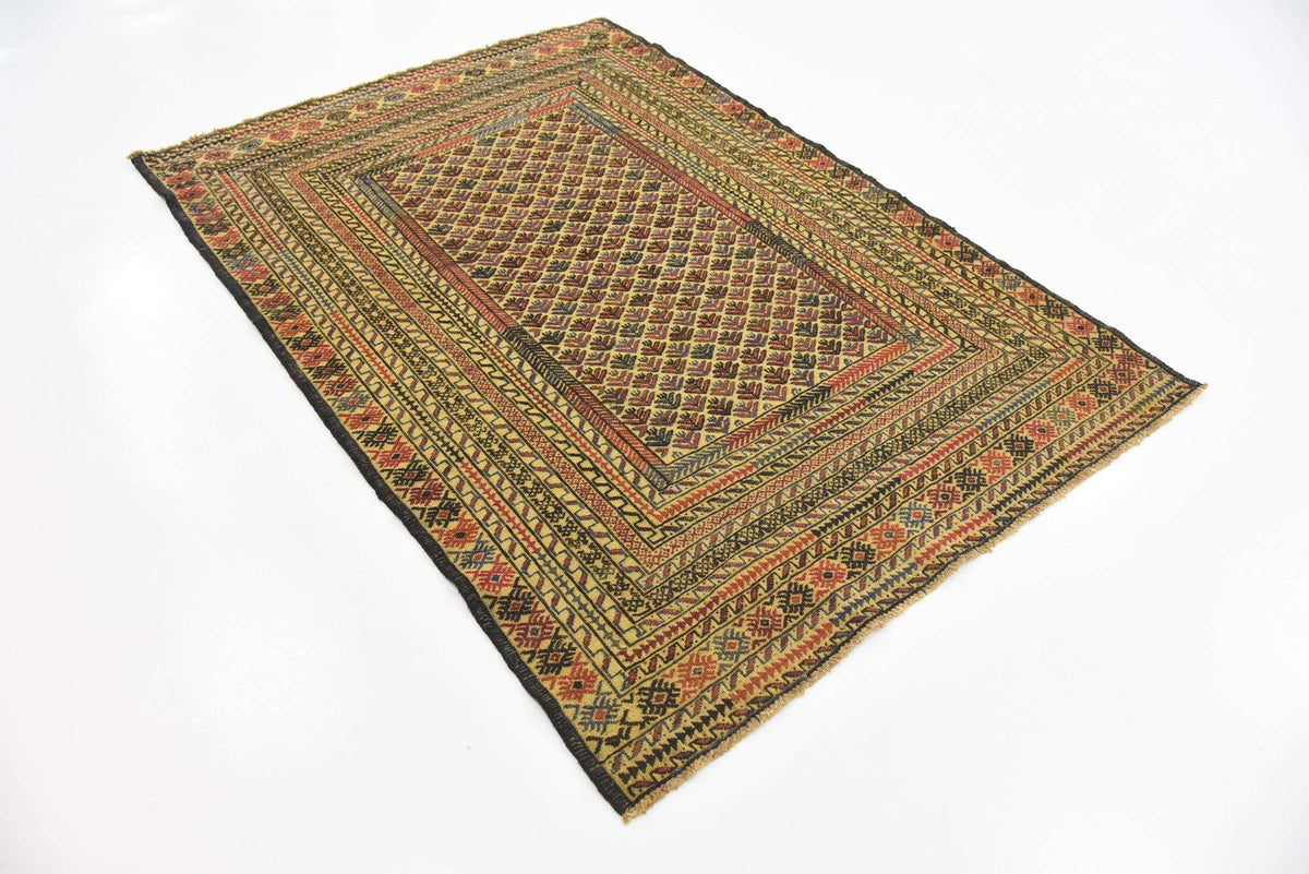 Rechteck Handgeflochten Teppich Kelim Afghan in Gold von Hadorn™ - Lifestyle Image