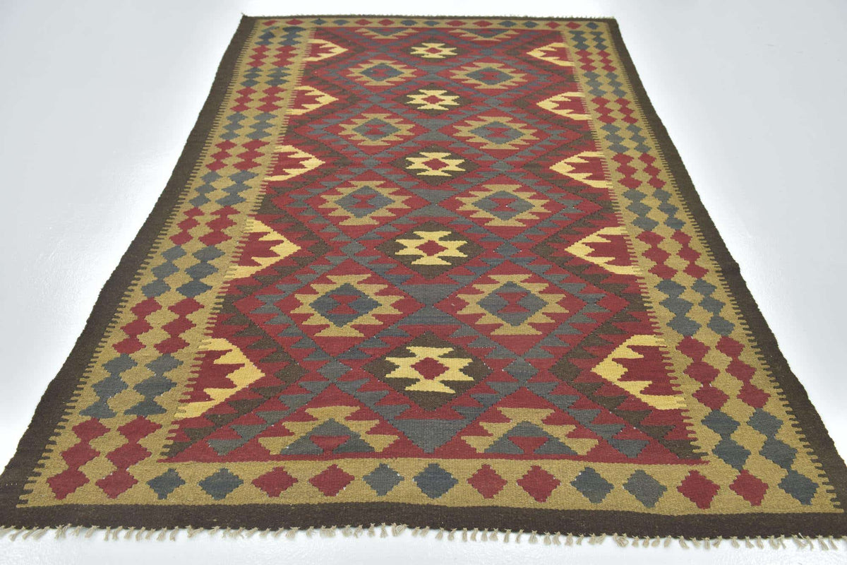 Rechteck Handgeflochten Teppich Kelim Maymana in Rot von Hadorn™ - Lifestyle Image
