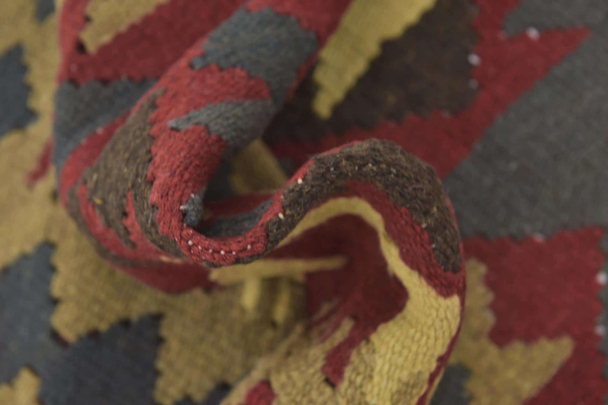 Rechteck Handgeflochten Teppich Kelim Maymana in Rot von Hadorn™ - Lifestyle Image
