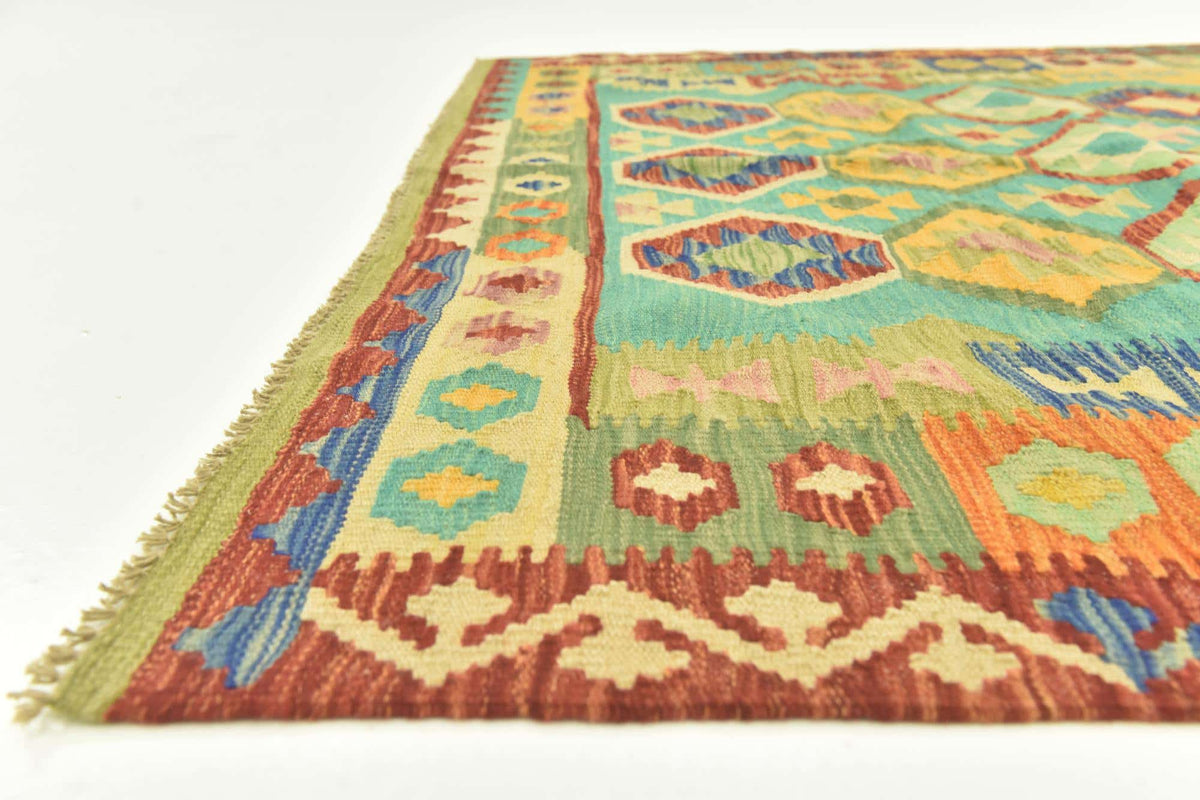 Rechteck Handgeflochten Teppich Kelim Maymana in Grün von Hadorn™ - Lifestyle Image