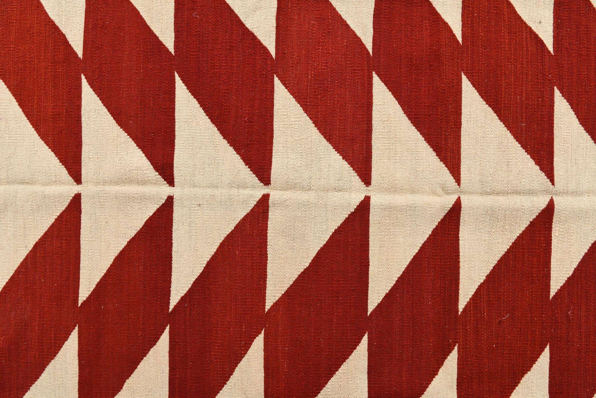Rechteck Handgeflochten Teppich Kelim Modern in Rot von Hadorn™ - Lifestyle Image