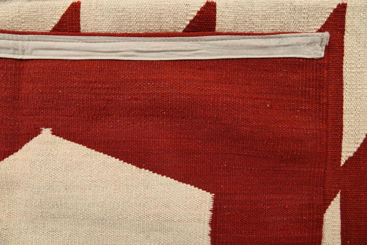 Rechteck Handgeflochten Teppich Kelim Modern in Rot von Hadorn™ - Lifestyle Image