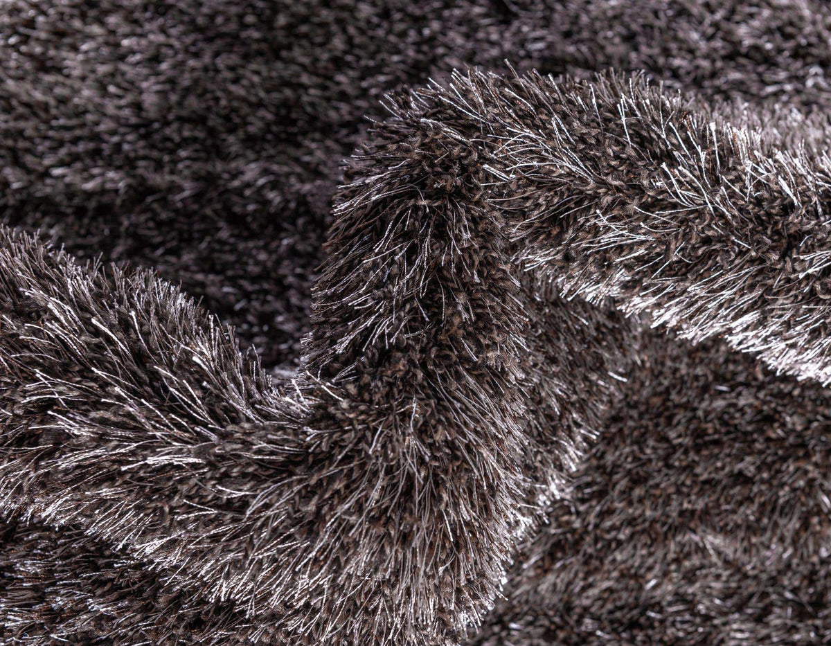 Rechteck Hochflorteppich Luxe Solid Shag in Pinecone Braun von Hadorn™ - Lifestyle Image